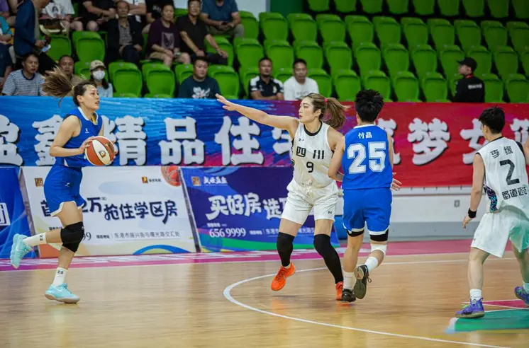 场均, 不容易时隔, 其中三分球